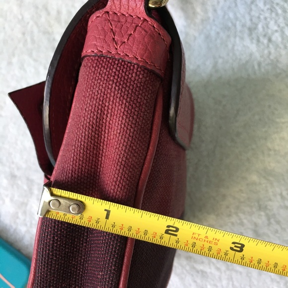 Authentic Burberry belt bag or crossbody - Picture 4 of 8